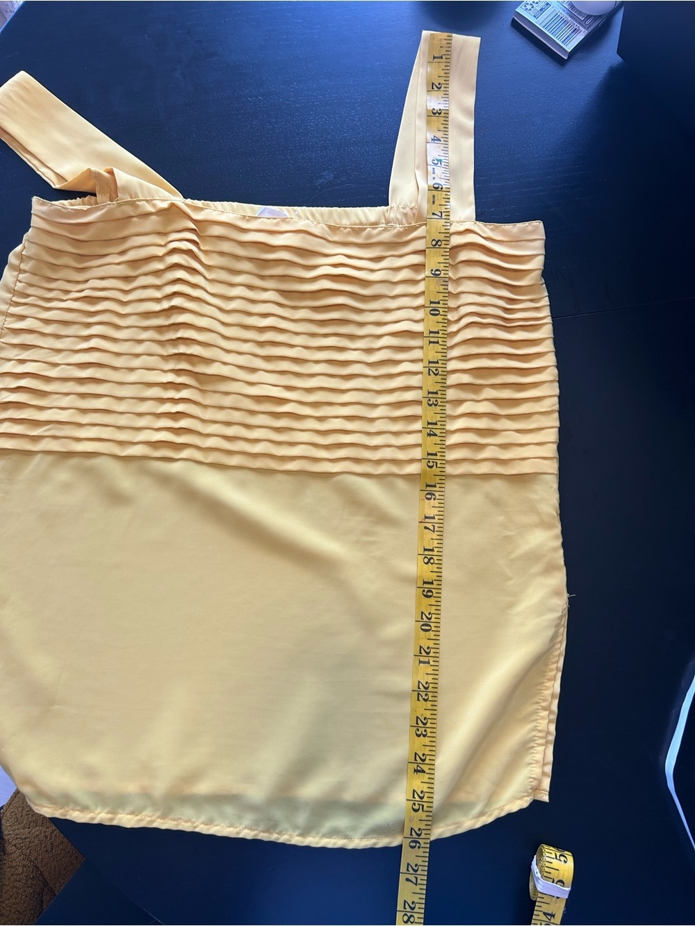 🟢 5 for $25 🟢 Vintage Y2K Sunshine Yellow Pleated Cami Tank Size 10 - Picture 7 of 7